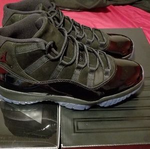 Jordan retro 11 "cap n gown"